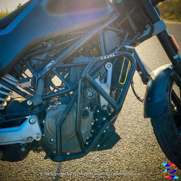 ZANA GUARDS - HUSQVARNA - SVARTPILEN-VITPILEN