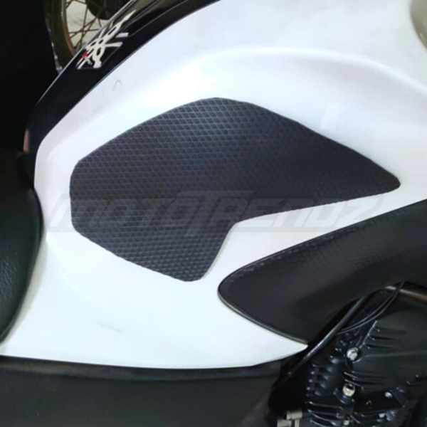 MOTOTRENDZ TRACTION PADS YAMAHA FZ 25/FZS25 (SIDES)